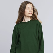 Model wearing Gildan 5400B Youth Long-Sleeve T-shirt